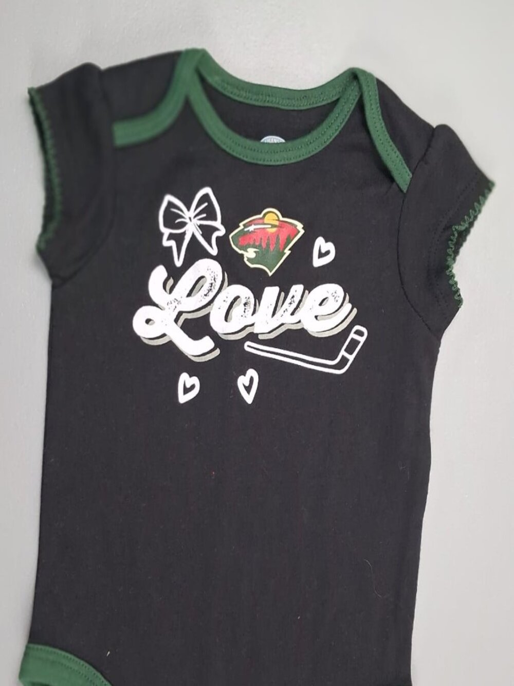 NHL Minnesota Wild Infant Girl Short Sleeve Bodysuit — Love Hockey, 3-6M